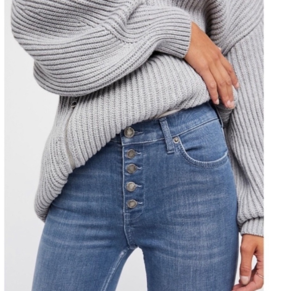 NWOT Free People Skinny Button up Jeans